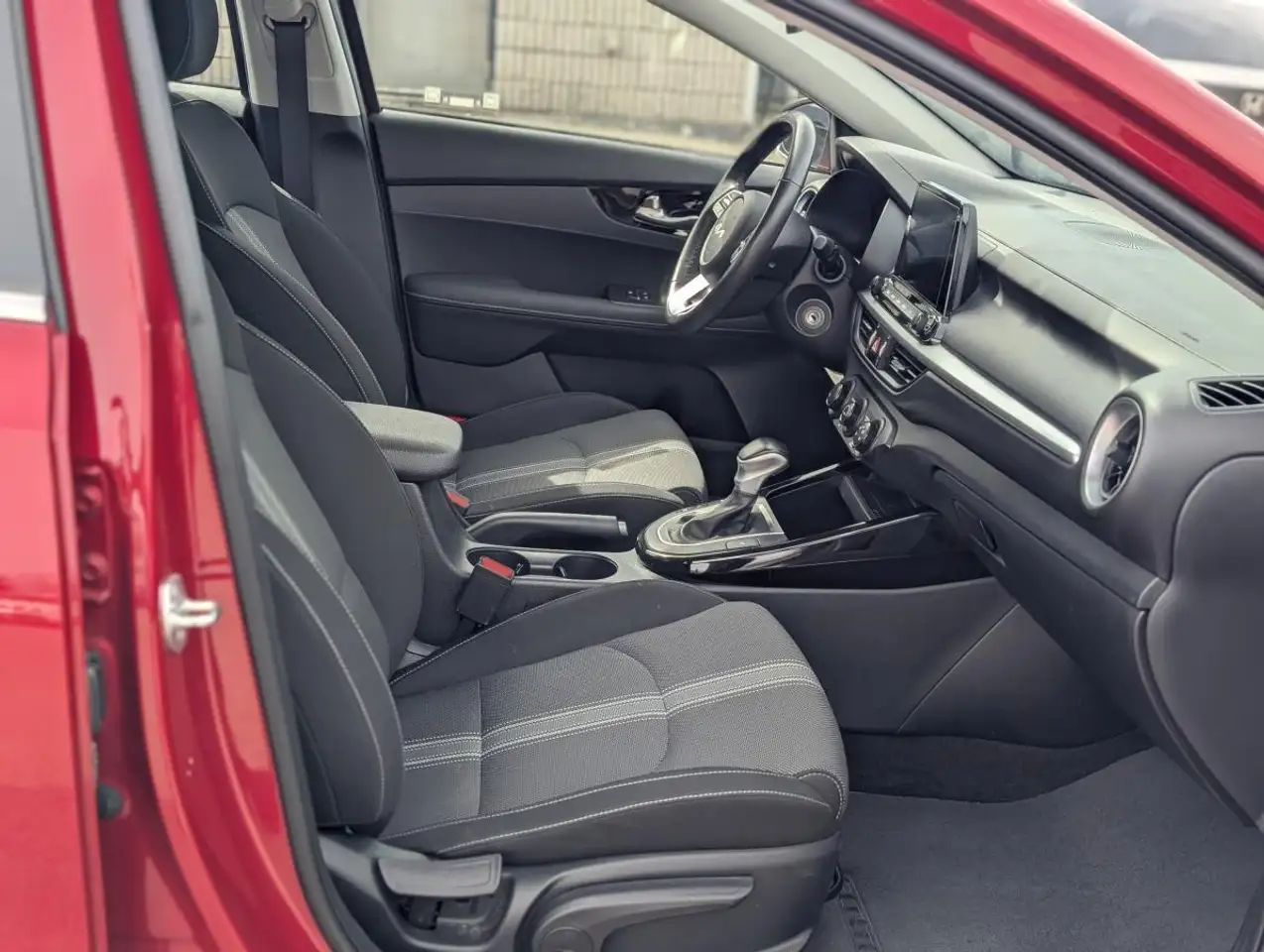 Kia Forte снимка Kia Forte