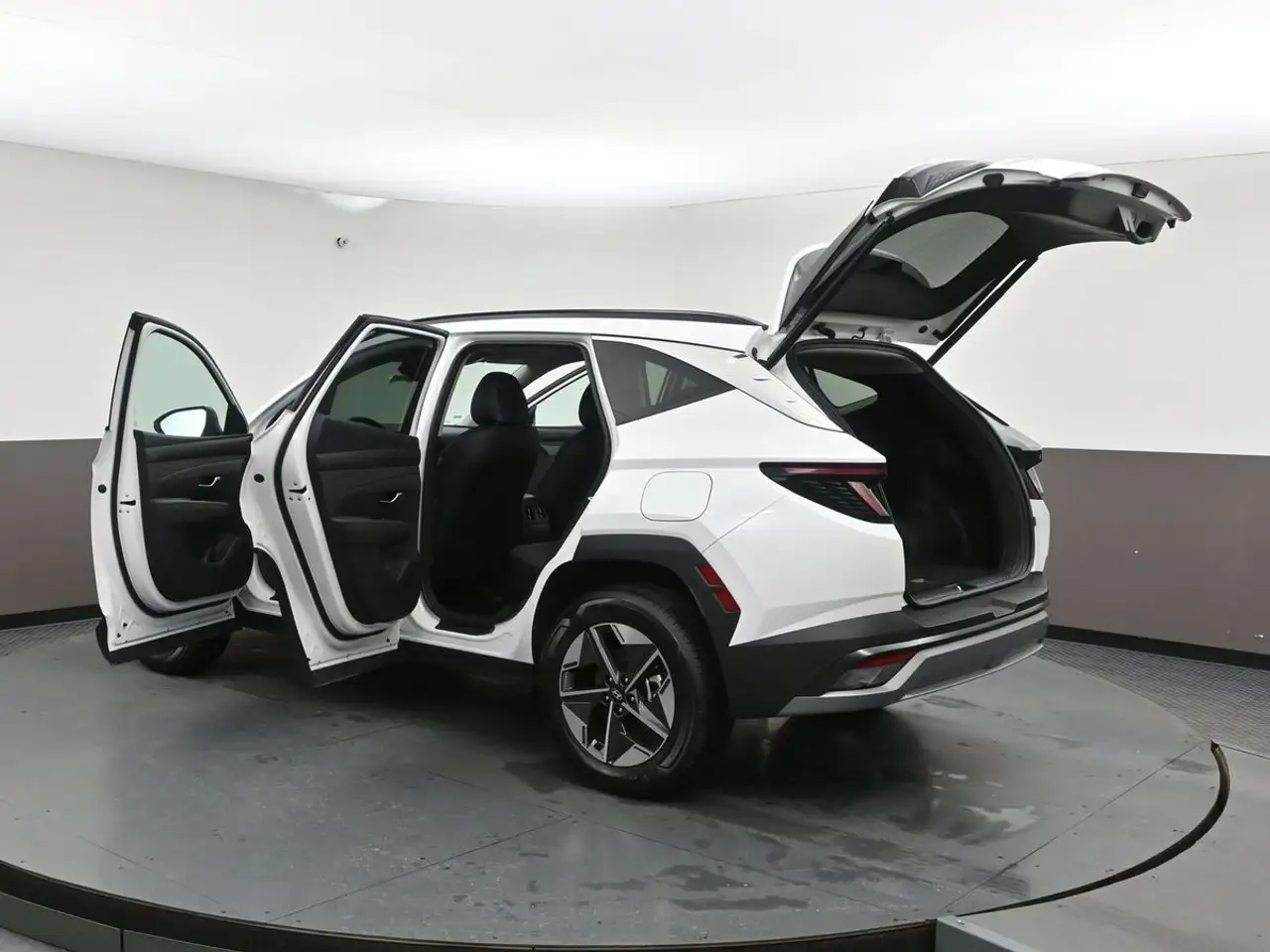 Hyundai TUCSON снимка Hyundai TUCSON