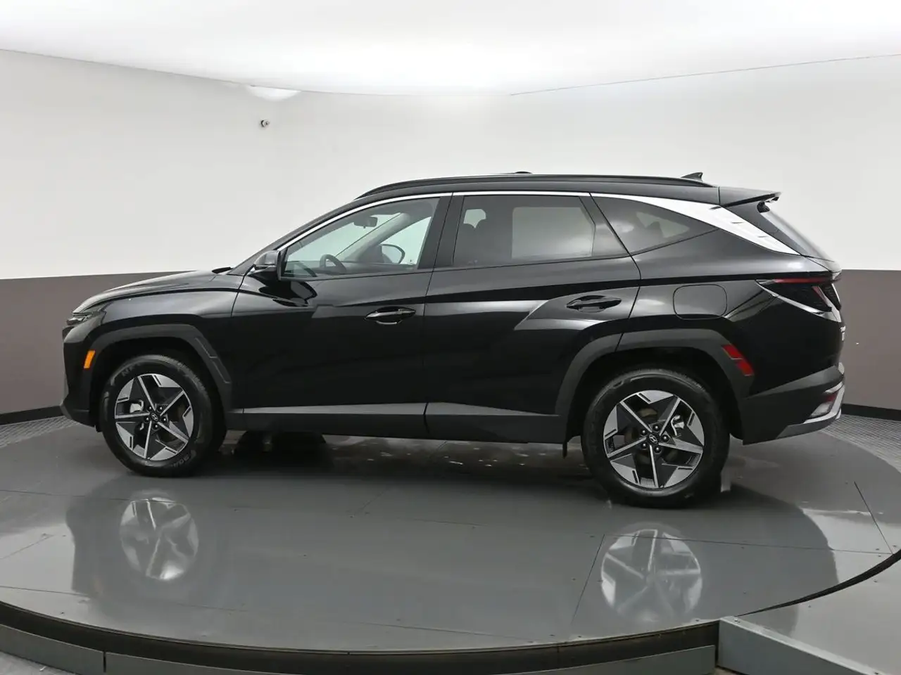 Hyundai TUCSON photo Hyundai TUCSON