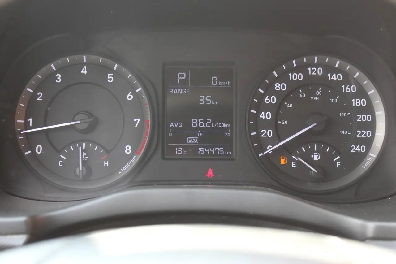 Hyundai KONA снимка Hyundai KONA