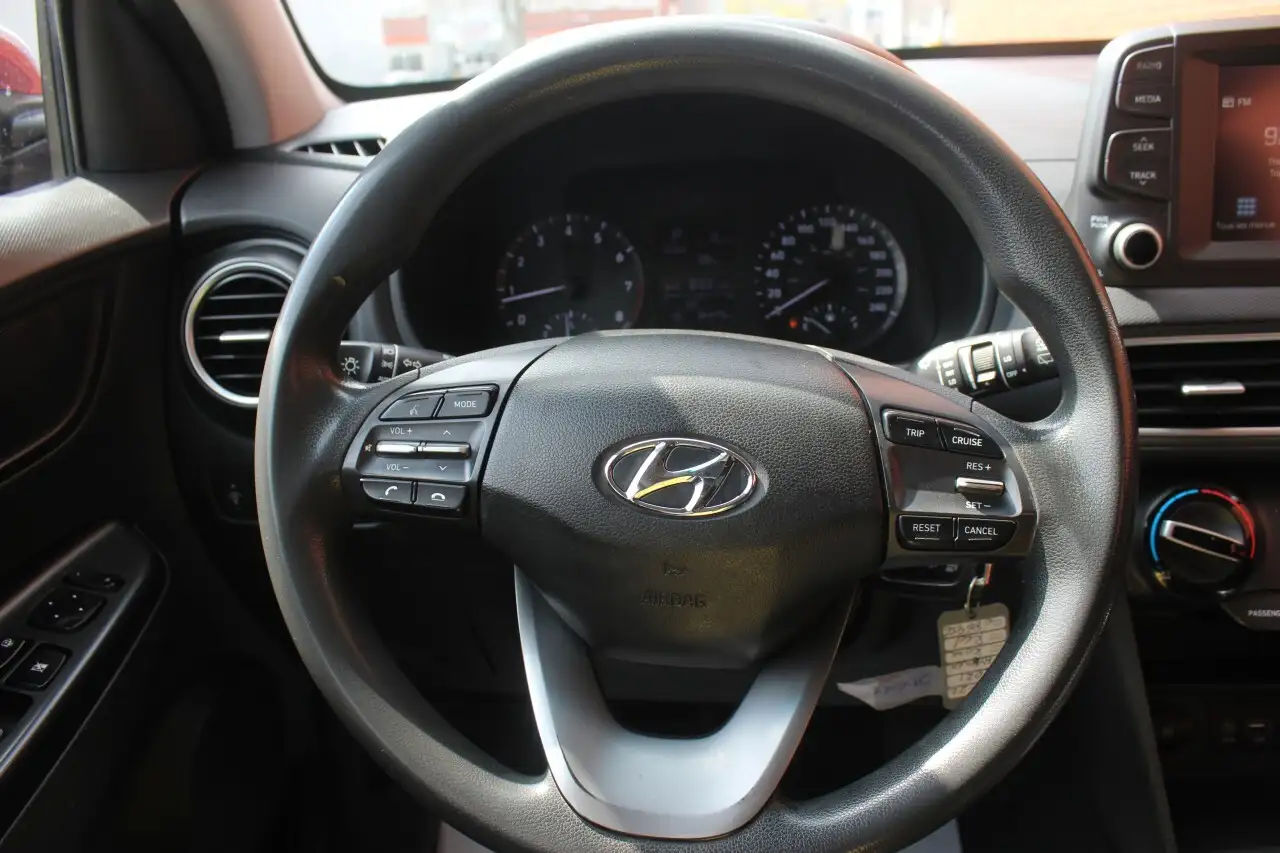 Hyundai KONA снимка Hyundai KONA