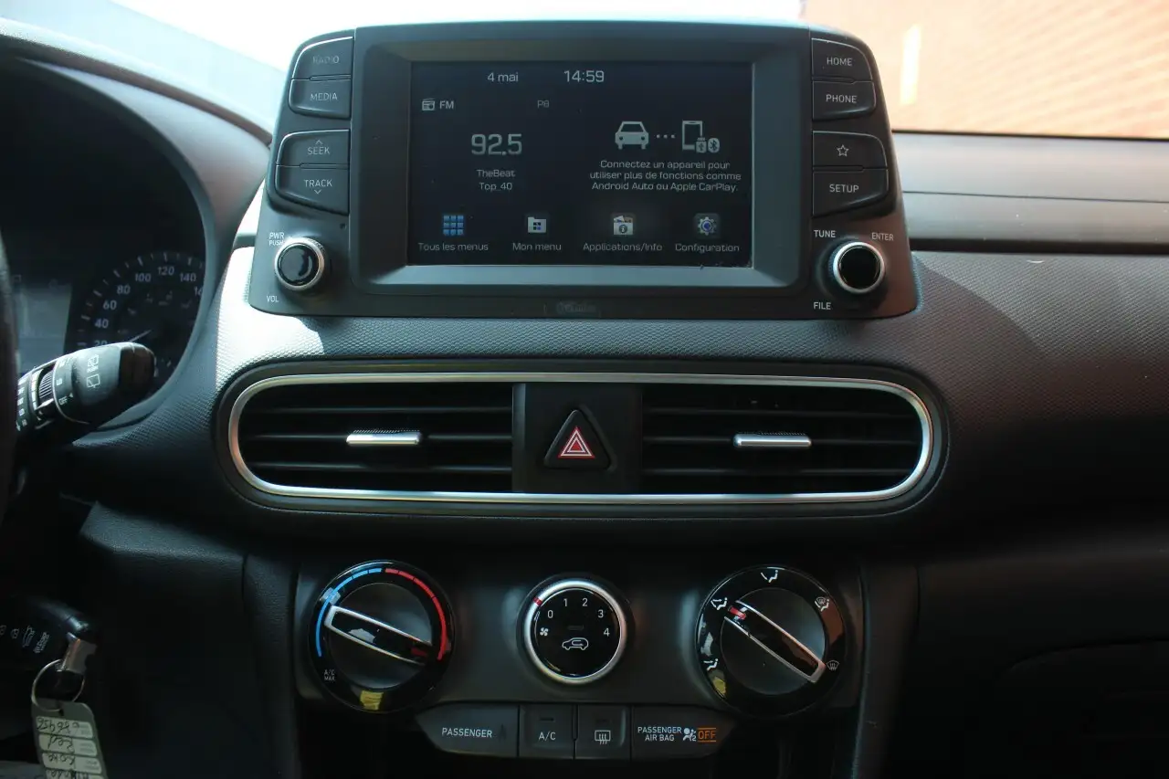 Hyundai KONA снимка Hyundai KONA