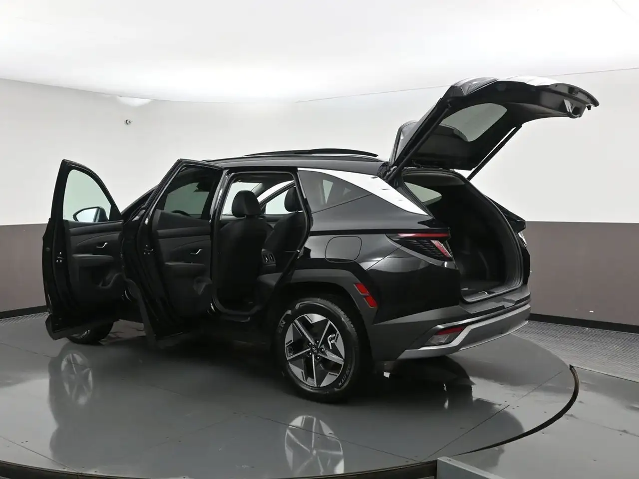 Hyundai TUCSON photo Hyundai TUCSON