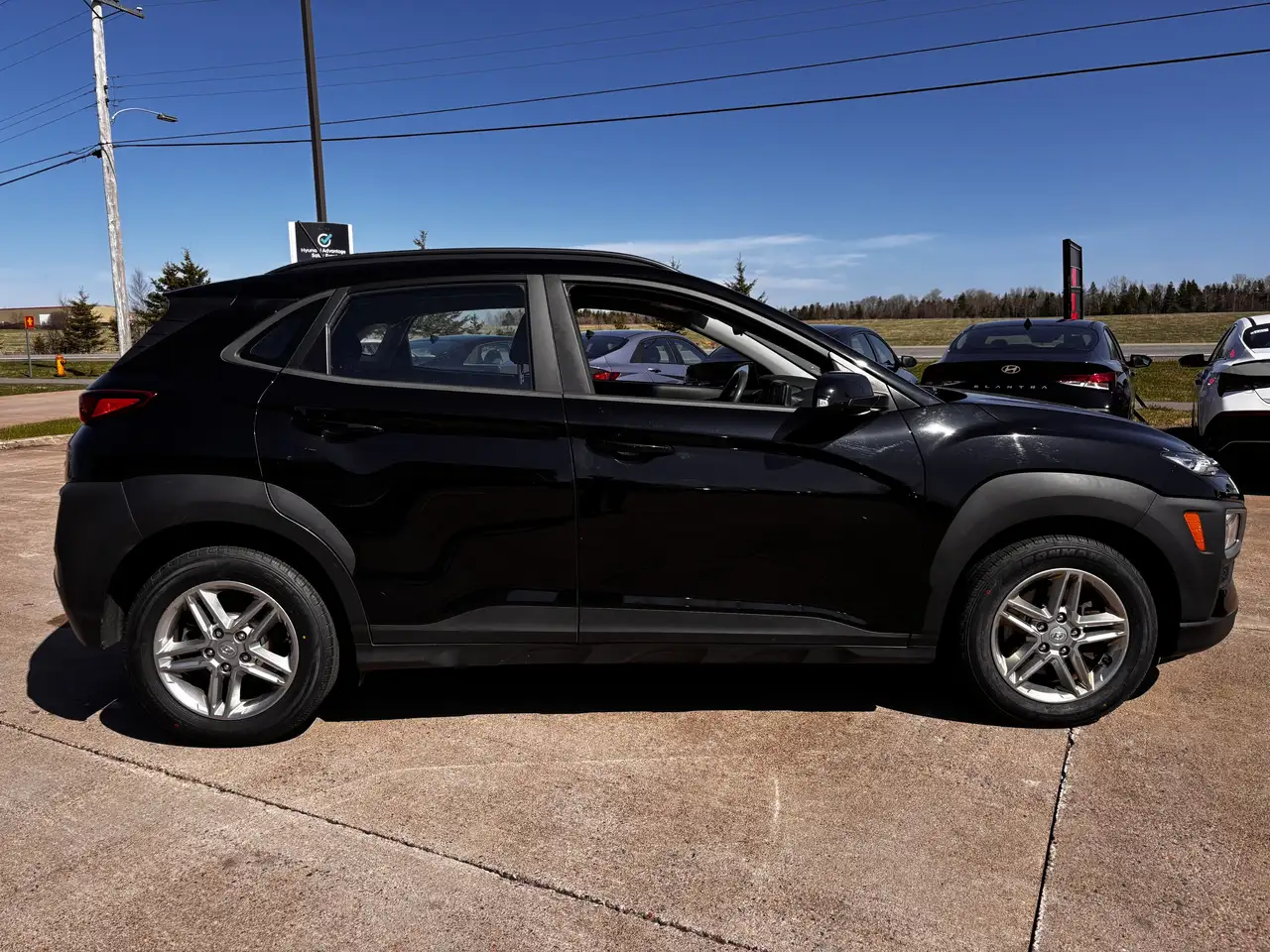 Hyundai KONA снимка Hyundai KONA