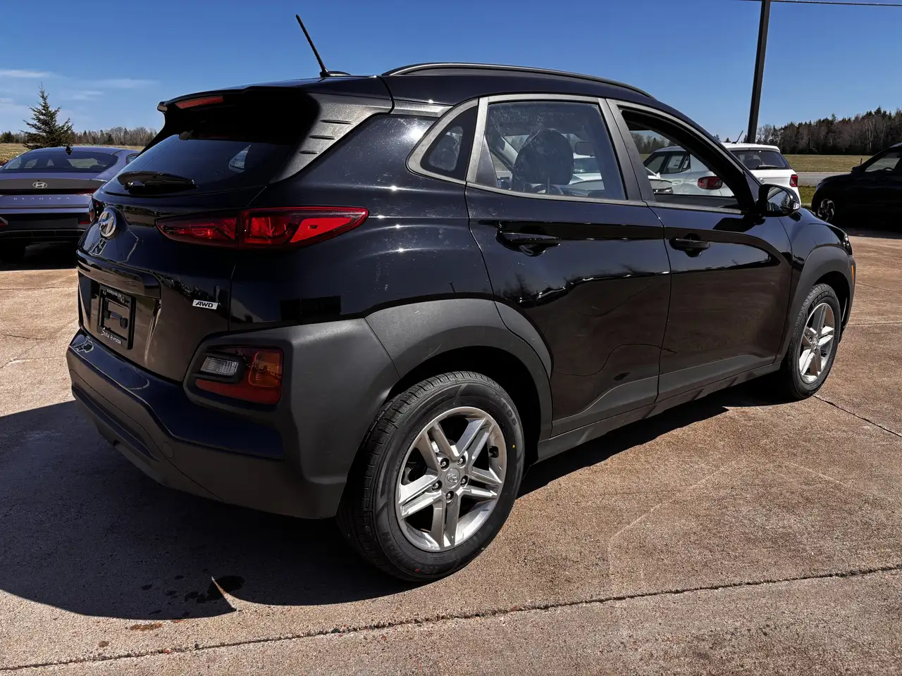 Hyundai KONA снимка Hyundai KONA