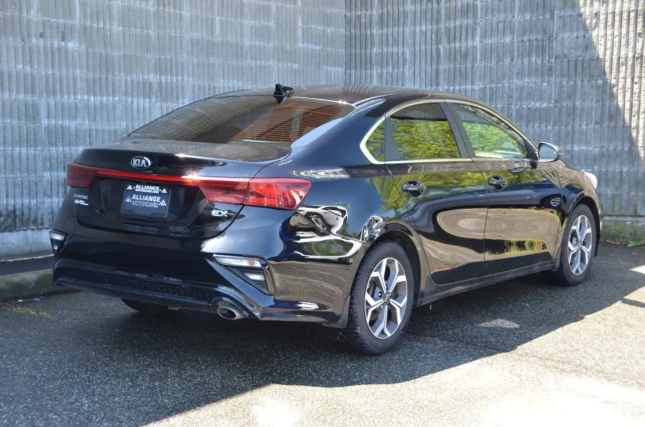 Kia Forte photo Kia Forte