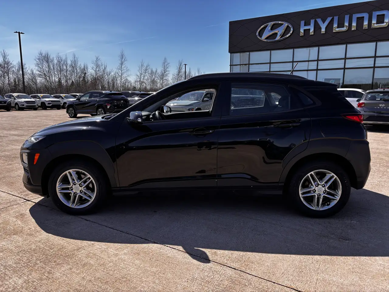 Hyundai KONA снимка Hyundai KONA