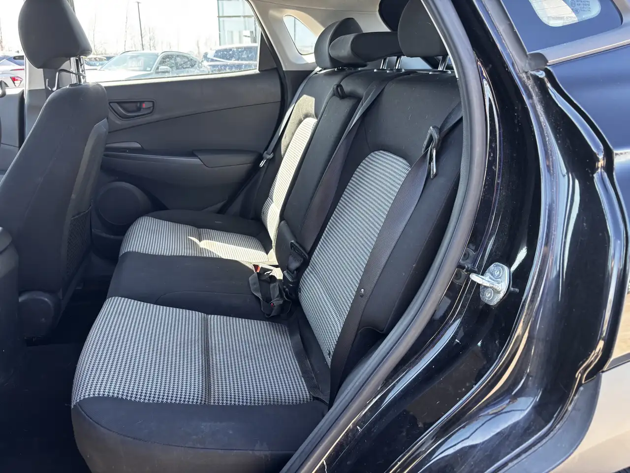 Hyundai KONA снимка Hyundai KONA