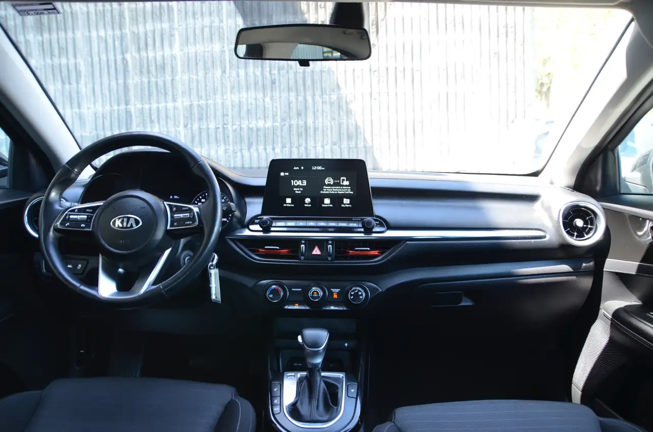 Kia Forte photo Kia Forte
