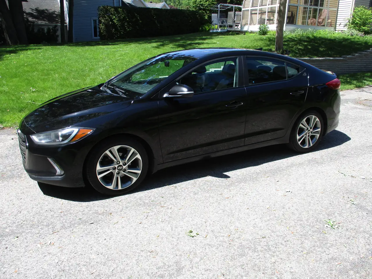 2018 Hyundai ELANTRA
