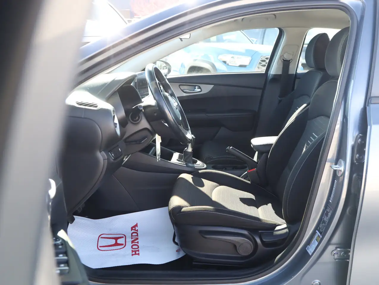 Kia Forte photo Kia Forte