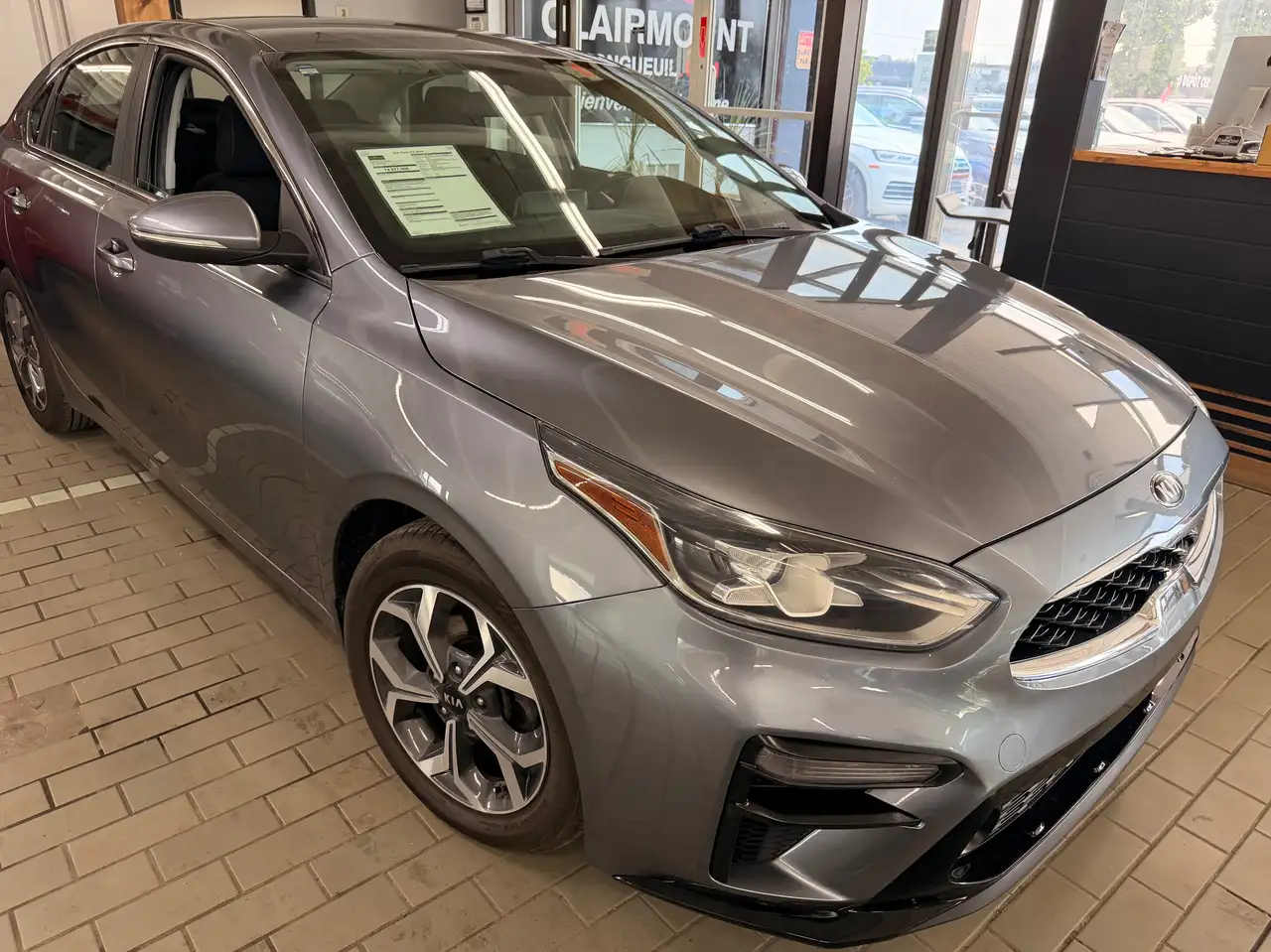 Kia Forte снимка Kia Forte