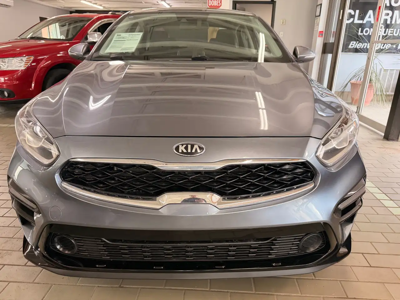 Kia Forte снимка Kia Forte
