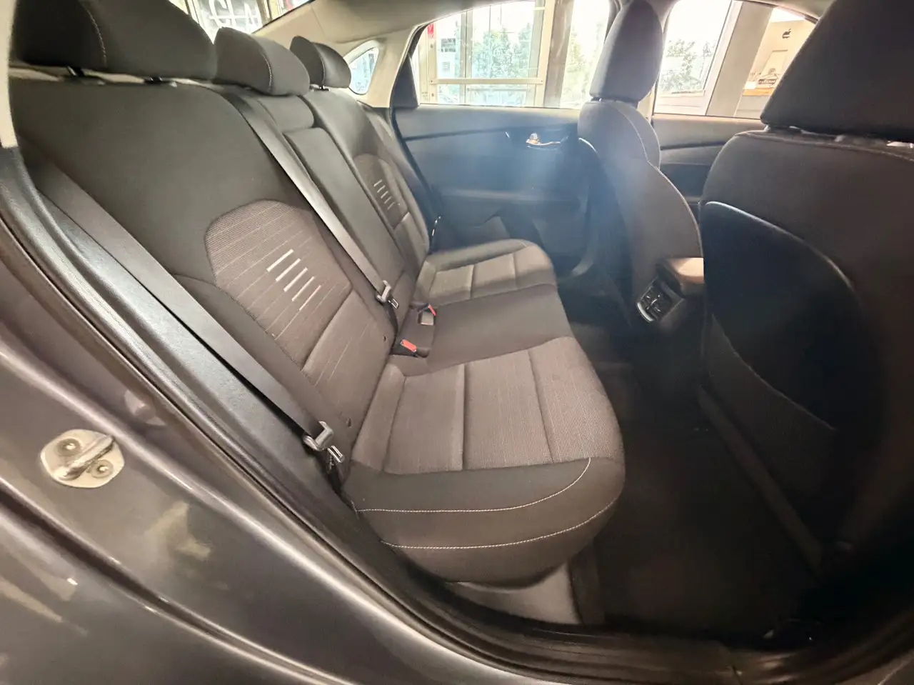 Kia Forte снимка Kia Forte
