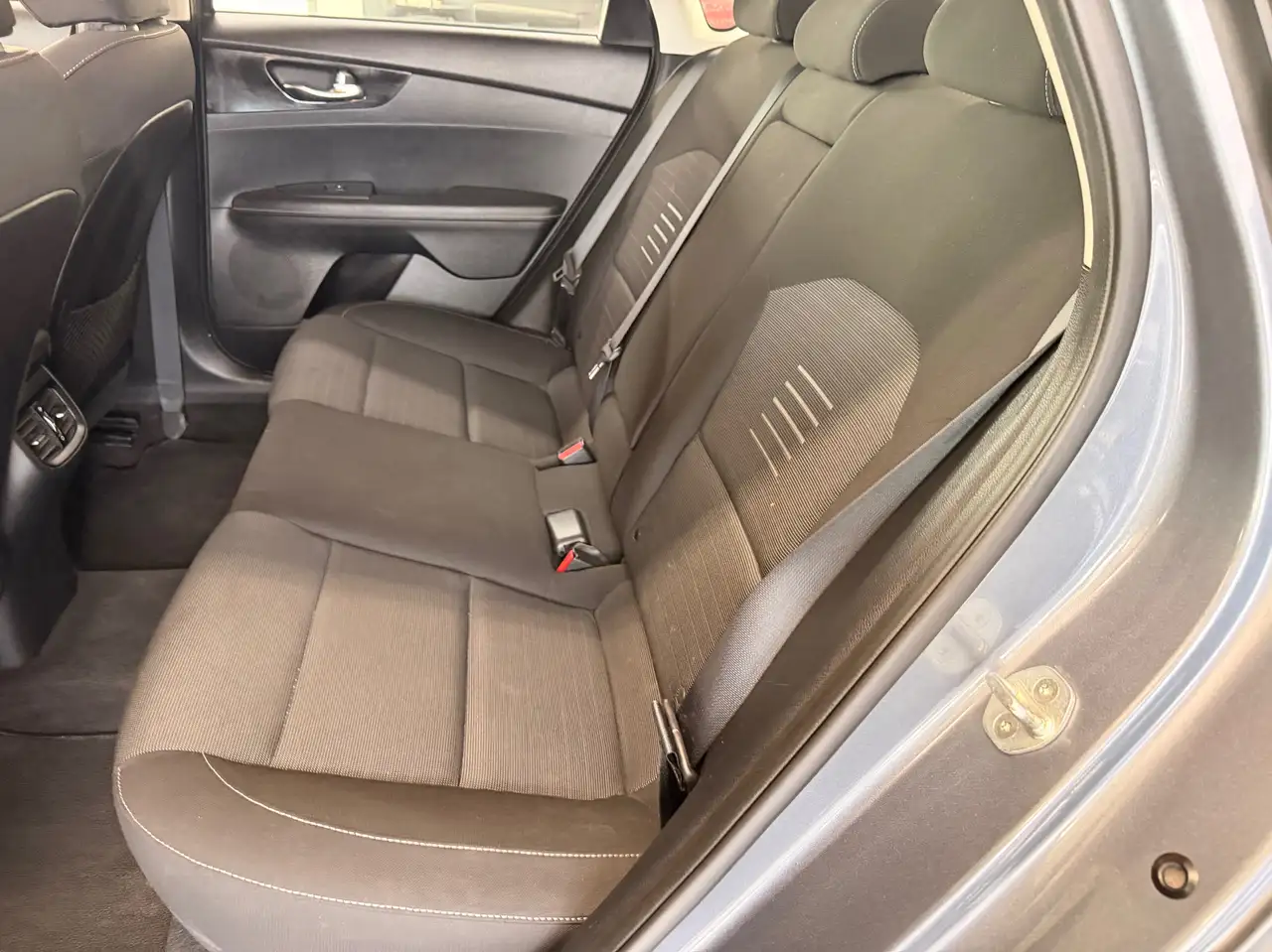 Kia Forte снимка Kia Forte