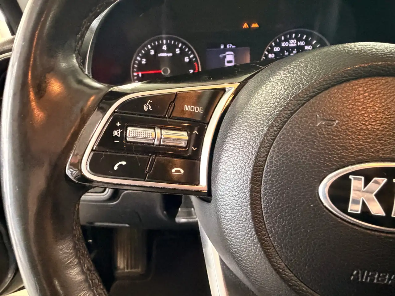 Kia Forte снимка Kia Forte