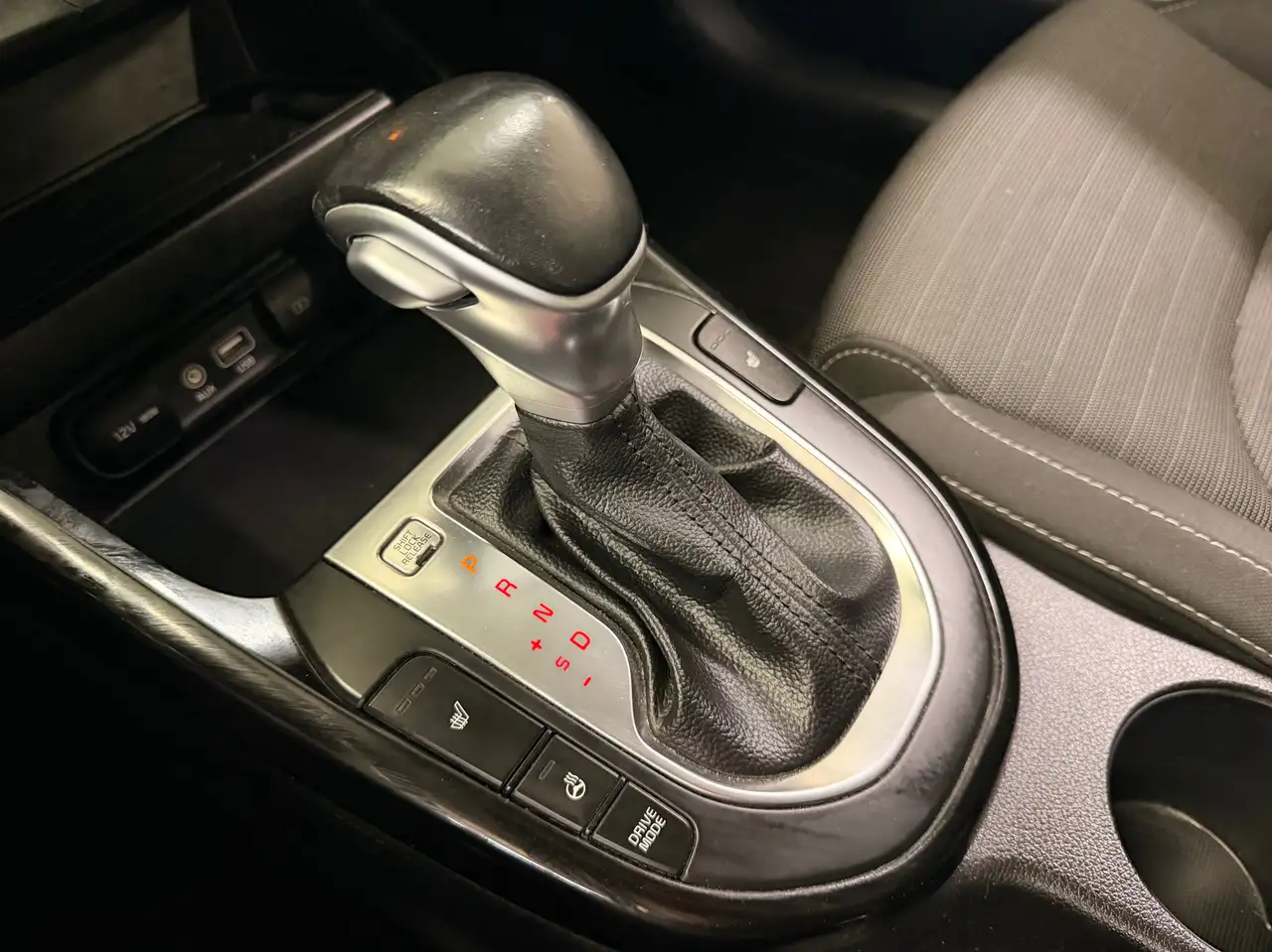 Kia Forte снимка Kia Forte