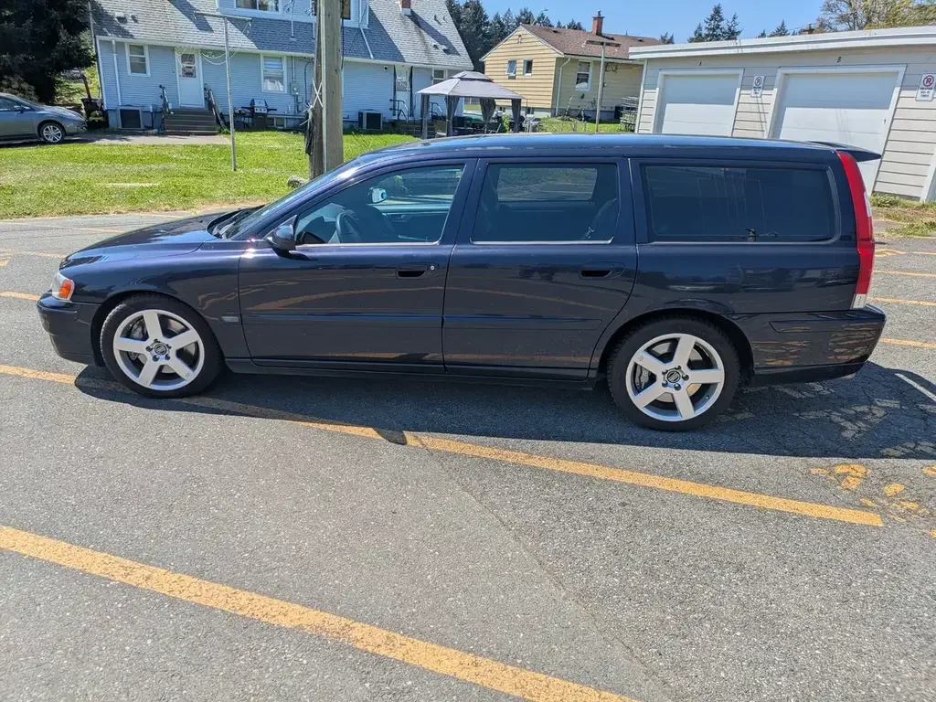 Volvo V70 снимка Volvo V70
