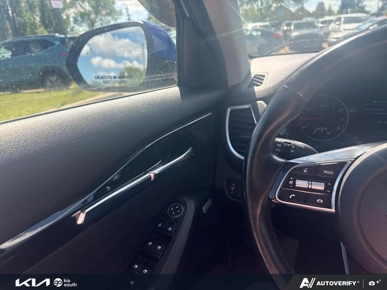 Kia Seltos снимка Kia Seltos