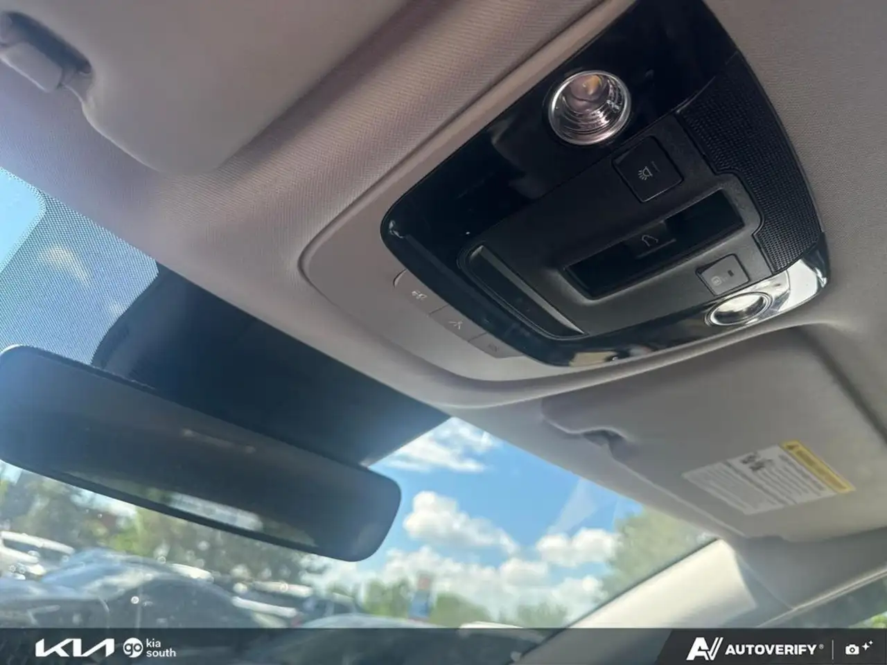 Kia Seltos снимка Kia Seltos