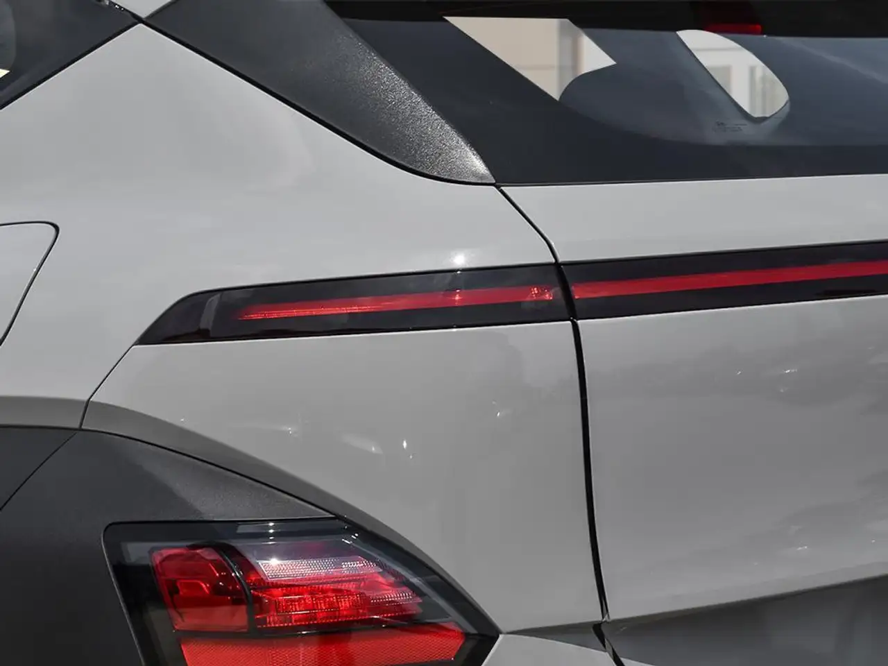 Hyundai KONA снимка Hyundai KONA