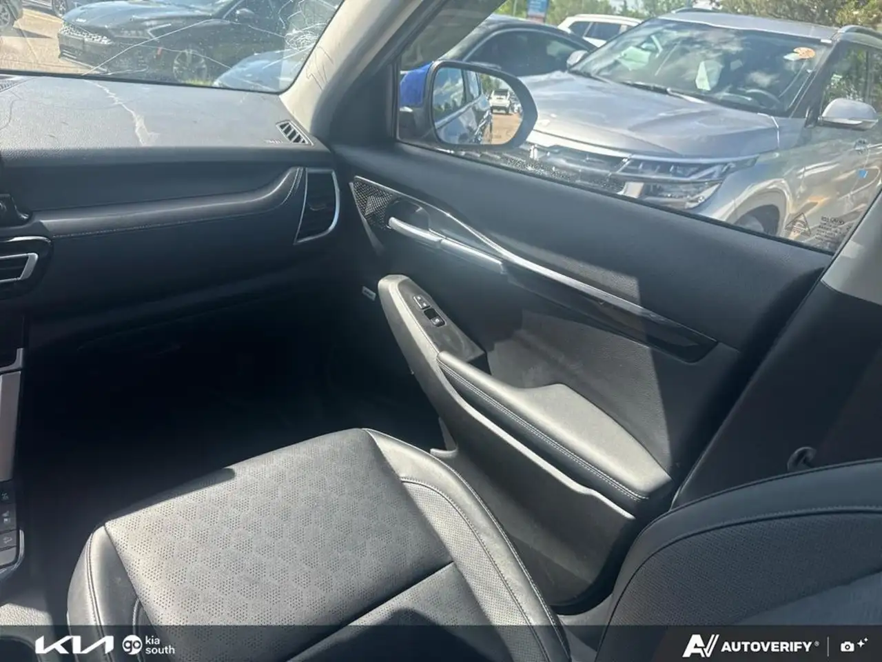 Kia Seltos снимка Kia Seltos