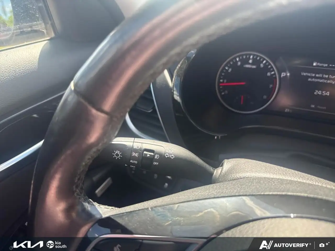 Kia Seltos снимка Kia Seltos