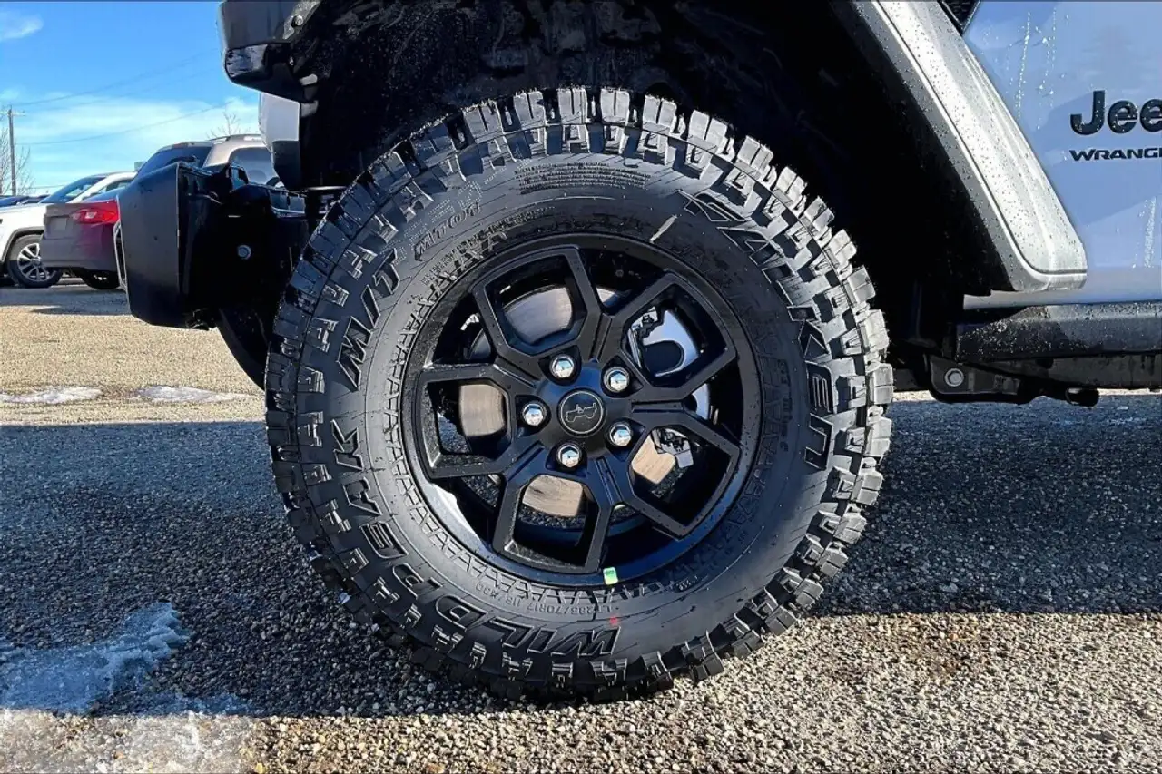 Jeep Wrangler снимка Jeep Wrangler
