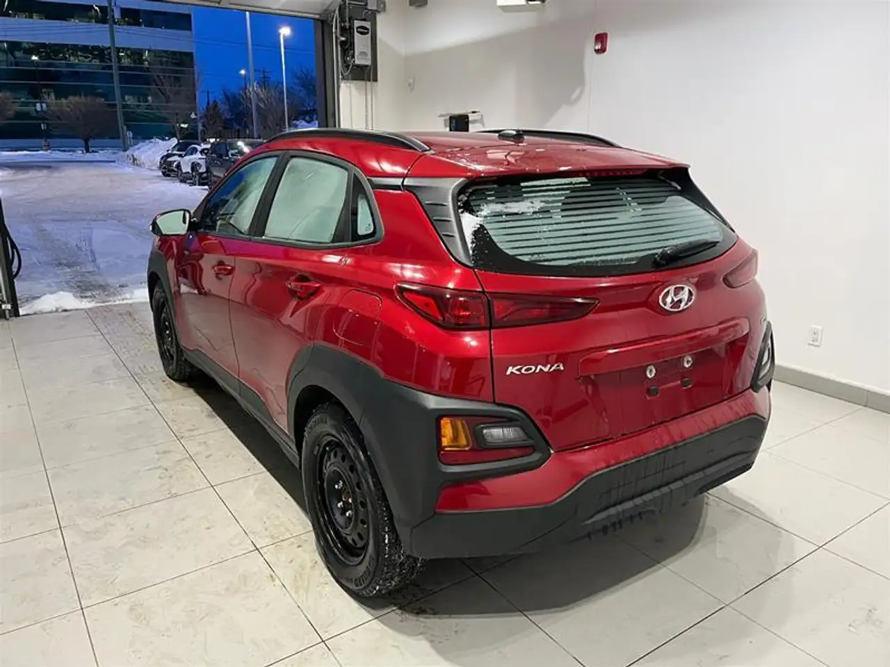 Hyundai KONA снимка Hyundai KONA