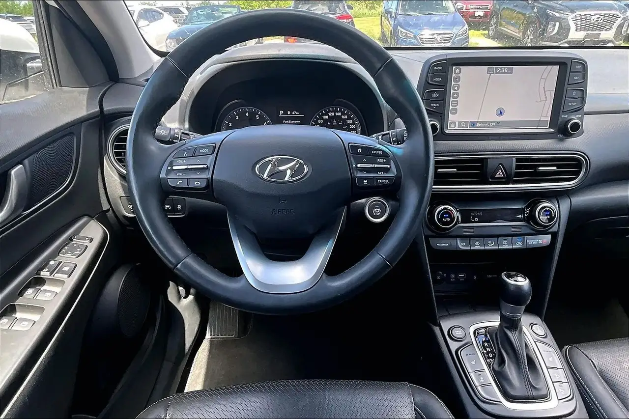 Hyundai KONA photo Hyundai KONA