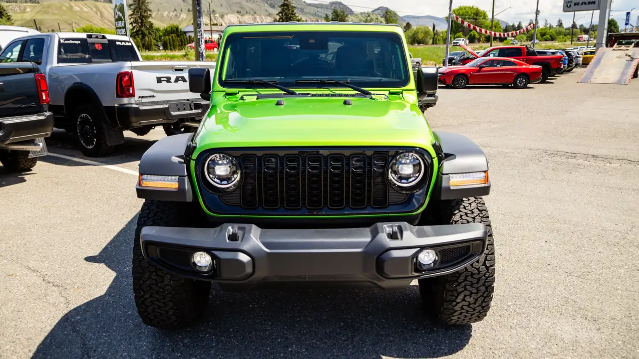 Jeep Wrangler photo Jeep Wrangler