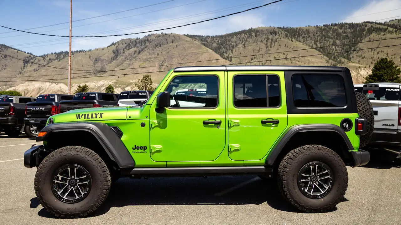 Jeep Wrangler photo Jeep Wrangler