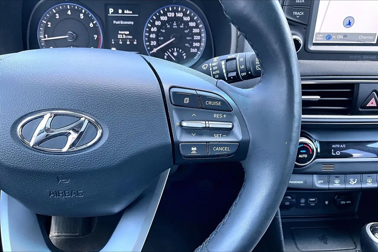 Hyundai KONA photo Hyundai KONA