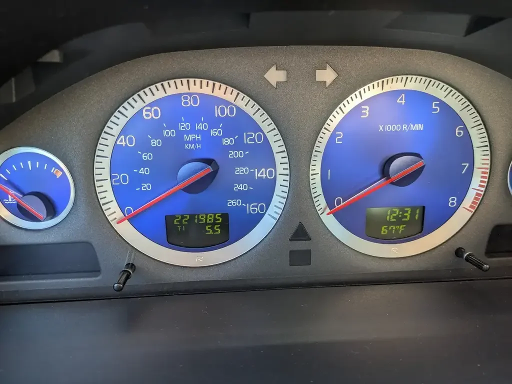 Volvo V70 снимка Volvo V70