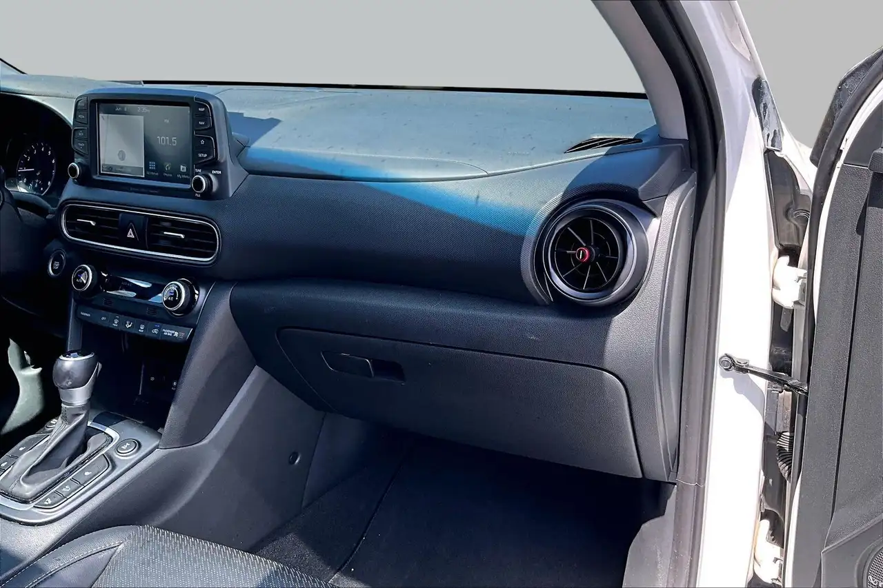 Hyundai KONA photo Hyundai KONA