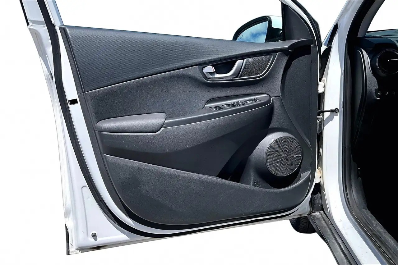 Hyundai KONA photo Hyundai KONA