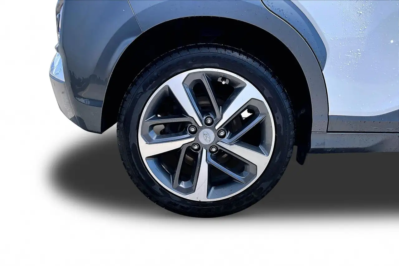 Hyundai KONA photo Hyundai KONA
