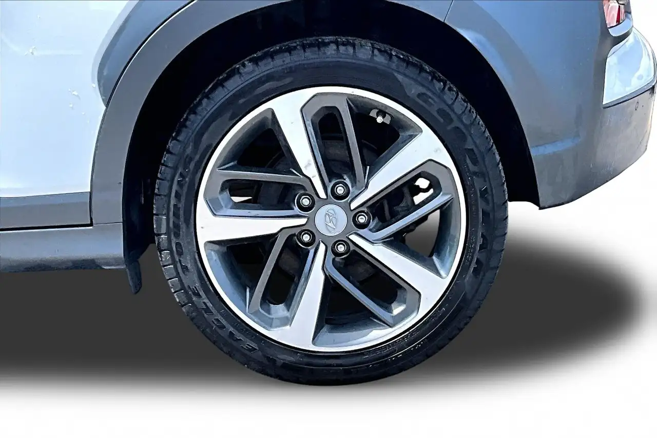 Hyundai KONA photo Hyundai KONA