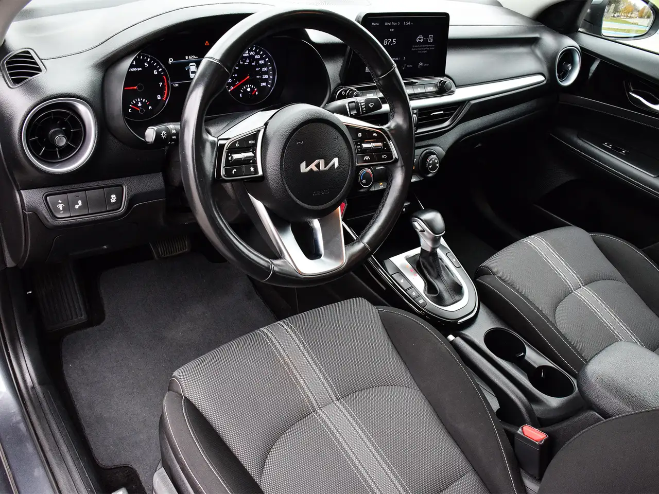 Kia Forte снимка Kia Forte