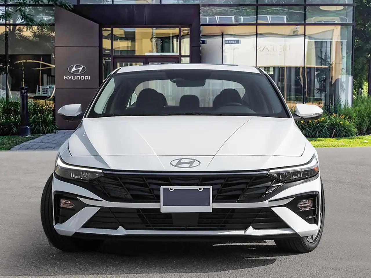 Hyundai ELANTRA fotografie Hyundai ELANTRA