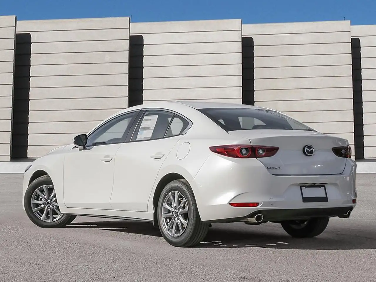 Mazda 3 снимка Mazda 3