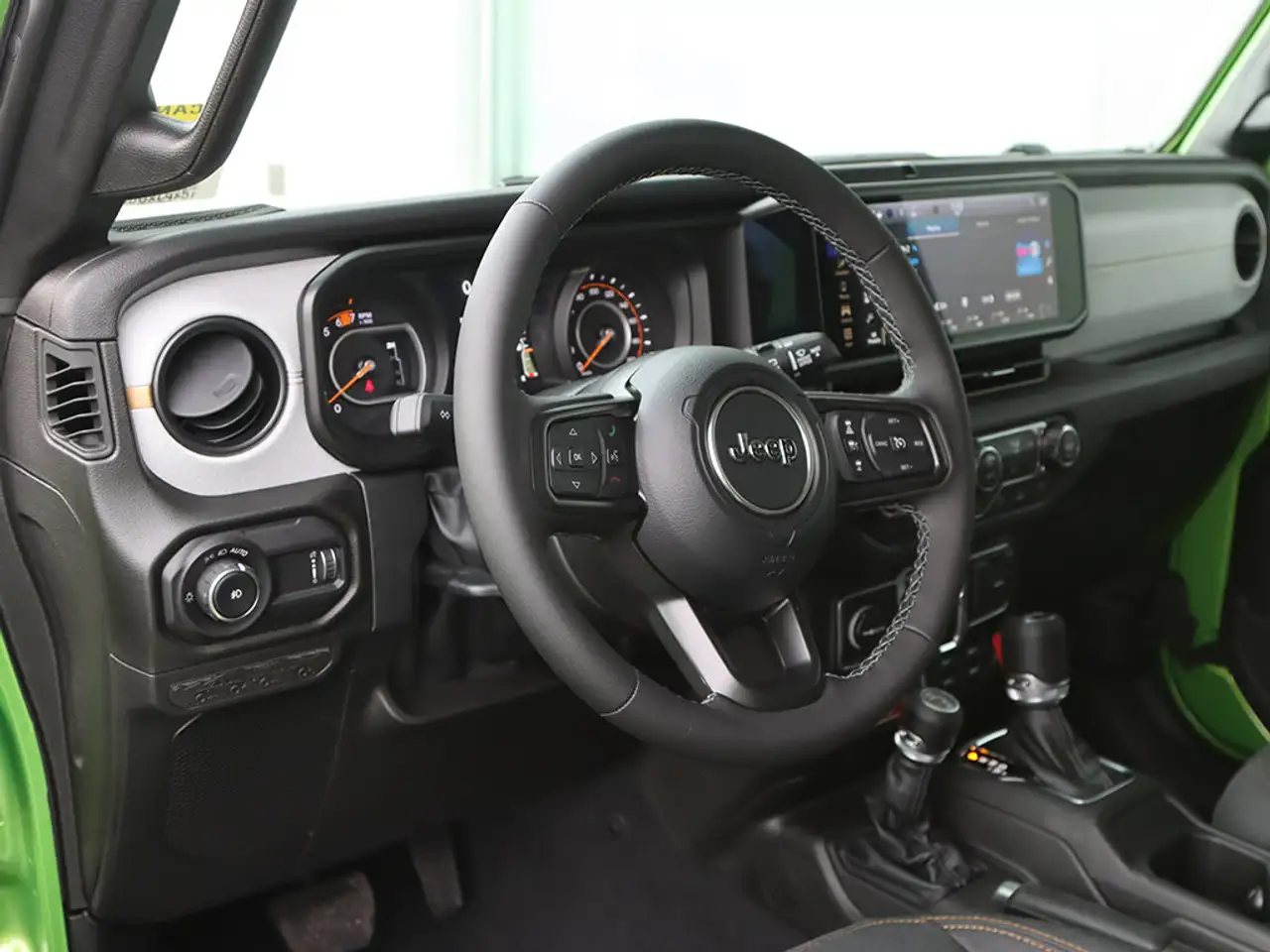Jeep Wrangler снимка Jeep Wrangler