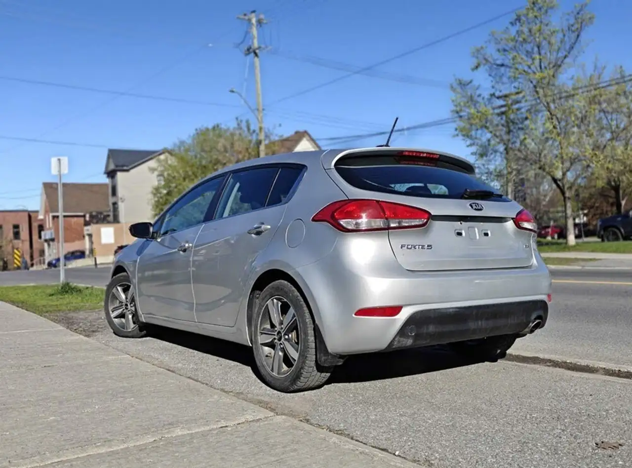 Kia Forte снимка Kia Forte