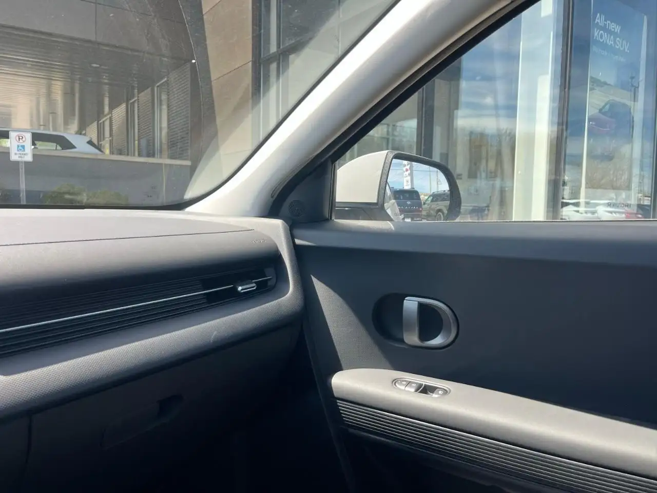 Hyundai IONIQ 5 снимка Hyundai IONIQ 5