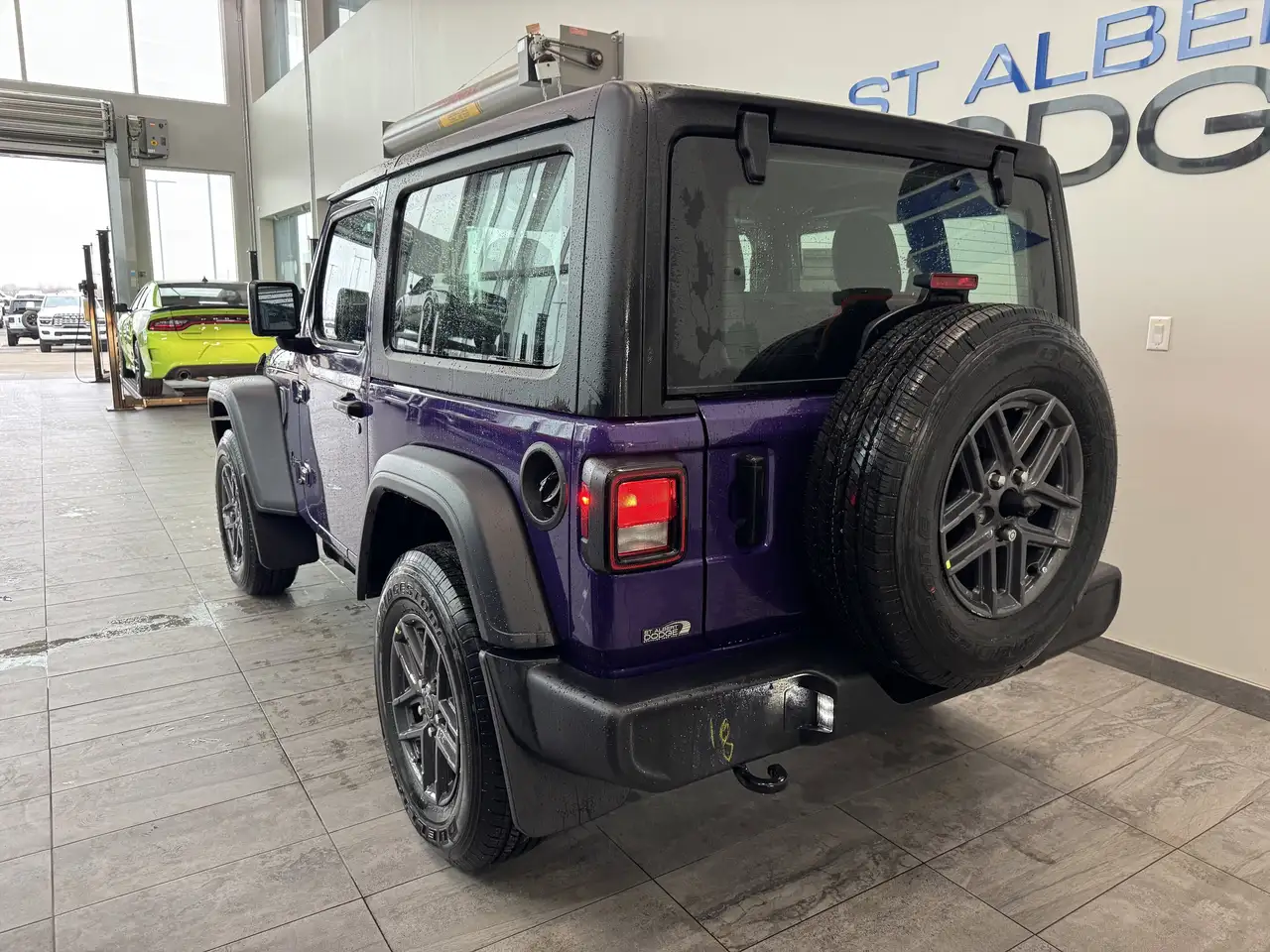 Jeep Wrangler снимка Jeep Wrangler