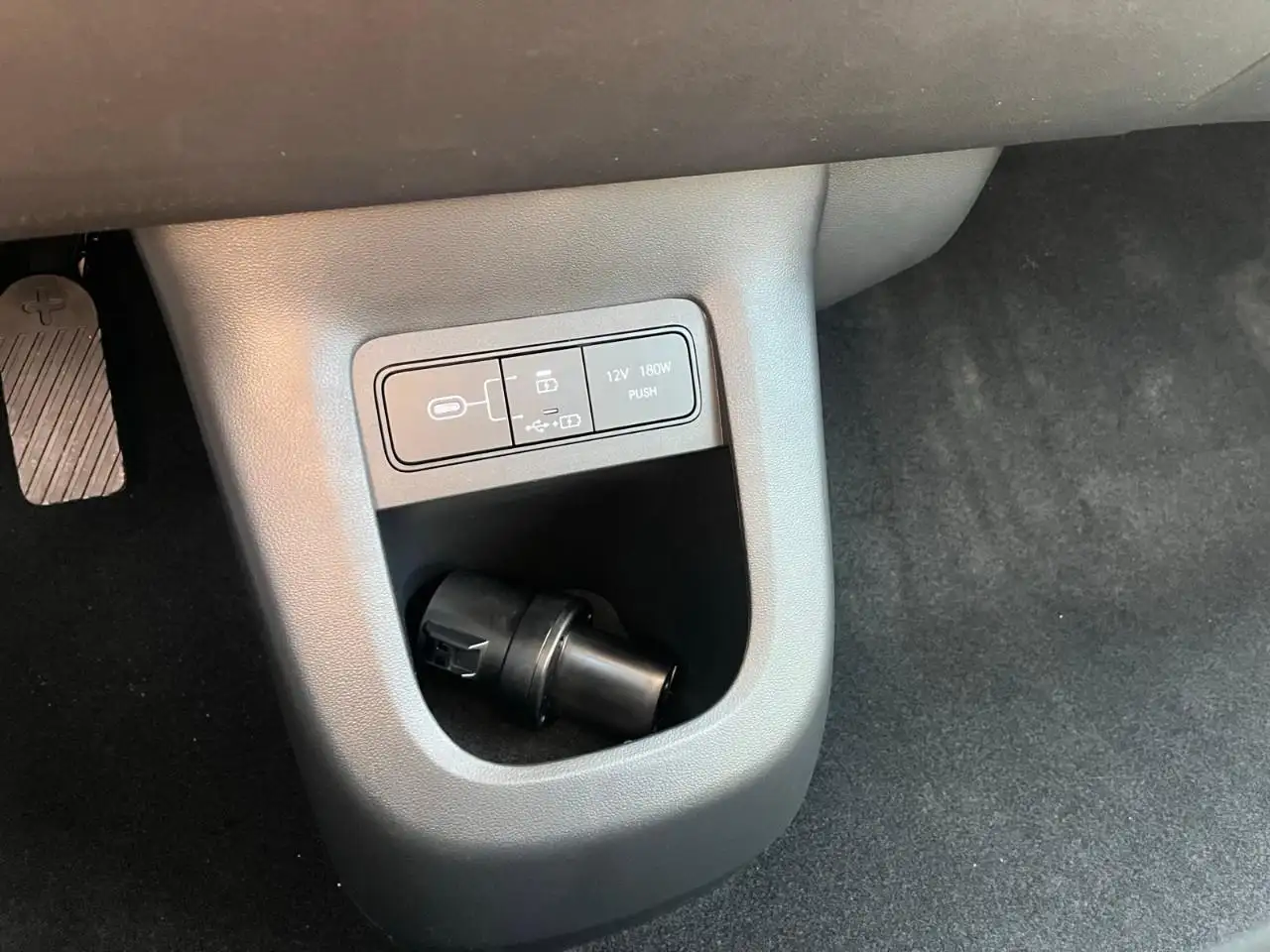 Hyundai IONIQ 5 снимка Hyundai IONIQ 5