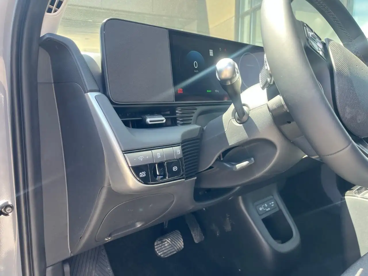 Hyundai IONIQ 5 снимка Hyundai IONIQ 5