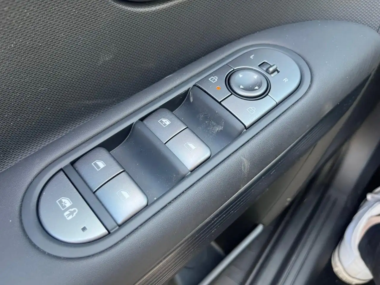 Hyundai IONIQ 5 снимка Hyundai IONIQ 5