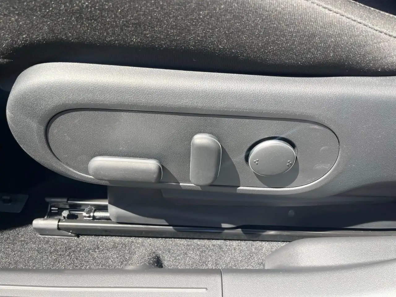 Hyundai IONIQ 5 снимка Hyundai IONIQ 5