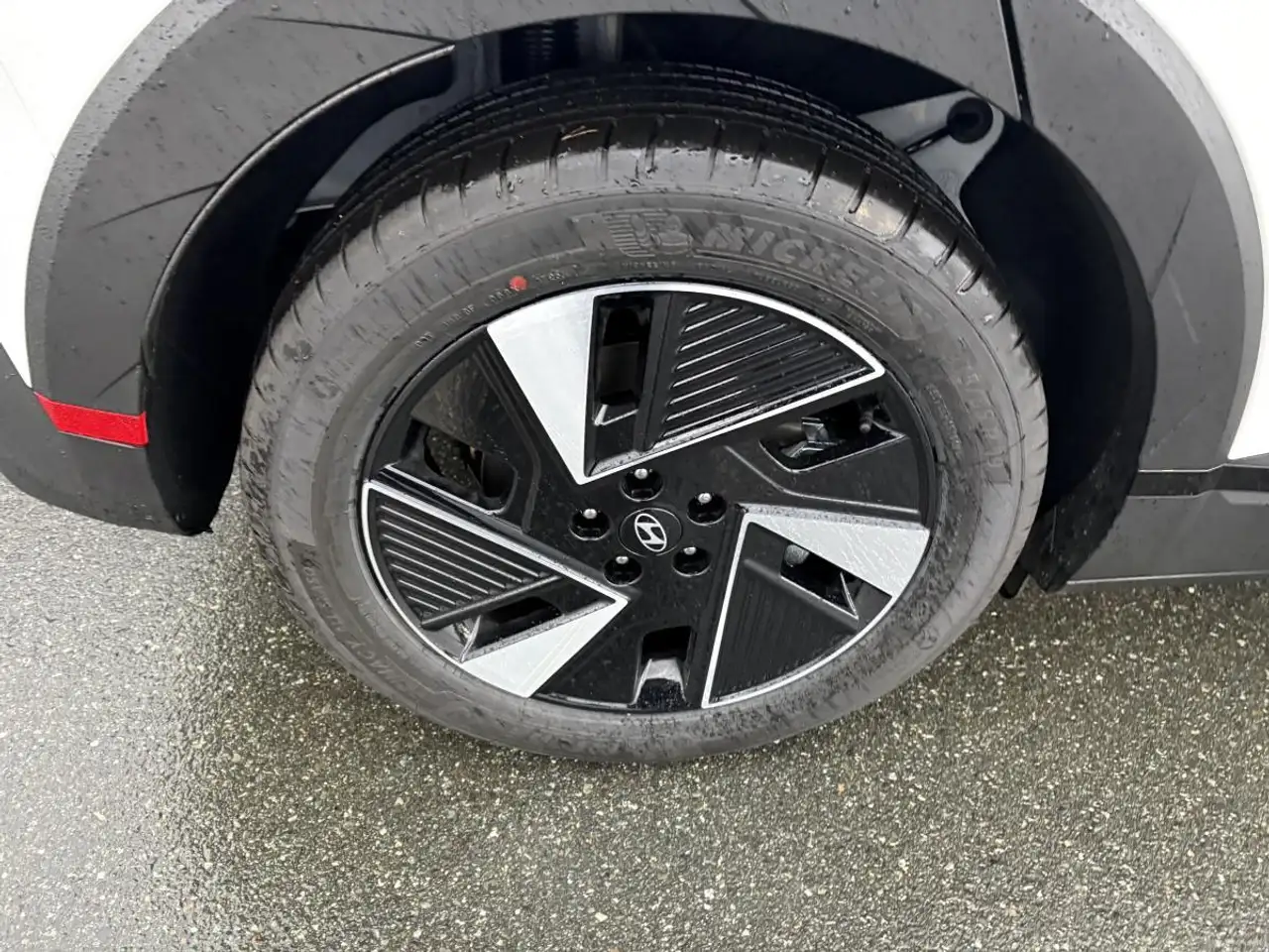 Hyundai IONIQ 5 снимка Hyundai IONIQ 5